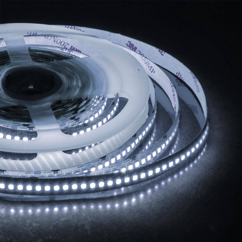 Светодиодная лента 26W/m 240Led/m 2835SMD дневной белый Белый Светодиодная лента 26W/m 240Led/m 2835SMD дневной белый Белый в Твери | Loft Concept