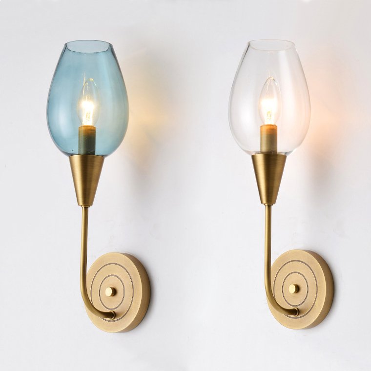Бра VIOLA WALL Lamp Латунь Голубой пастельный Прозрачное Стекло Бра VIOLA WALL Lamp Латунь Голубой пастельный Прозрачное Стекло в Твери | Loft Concept