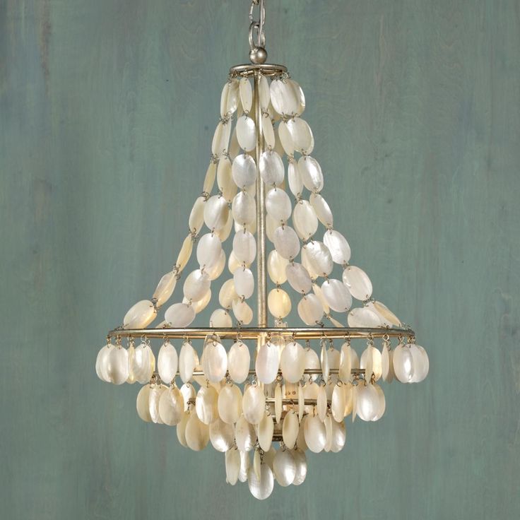 Подвесной светильник SHELL Classic Chandelier Белый Серебряный Подвесной светильник SHELL Classic Chandelier Белый Серебряный в Твери | Loft Concept