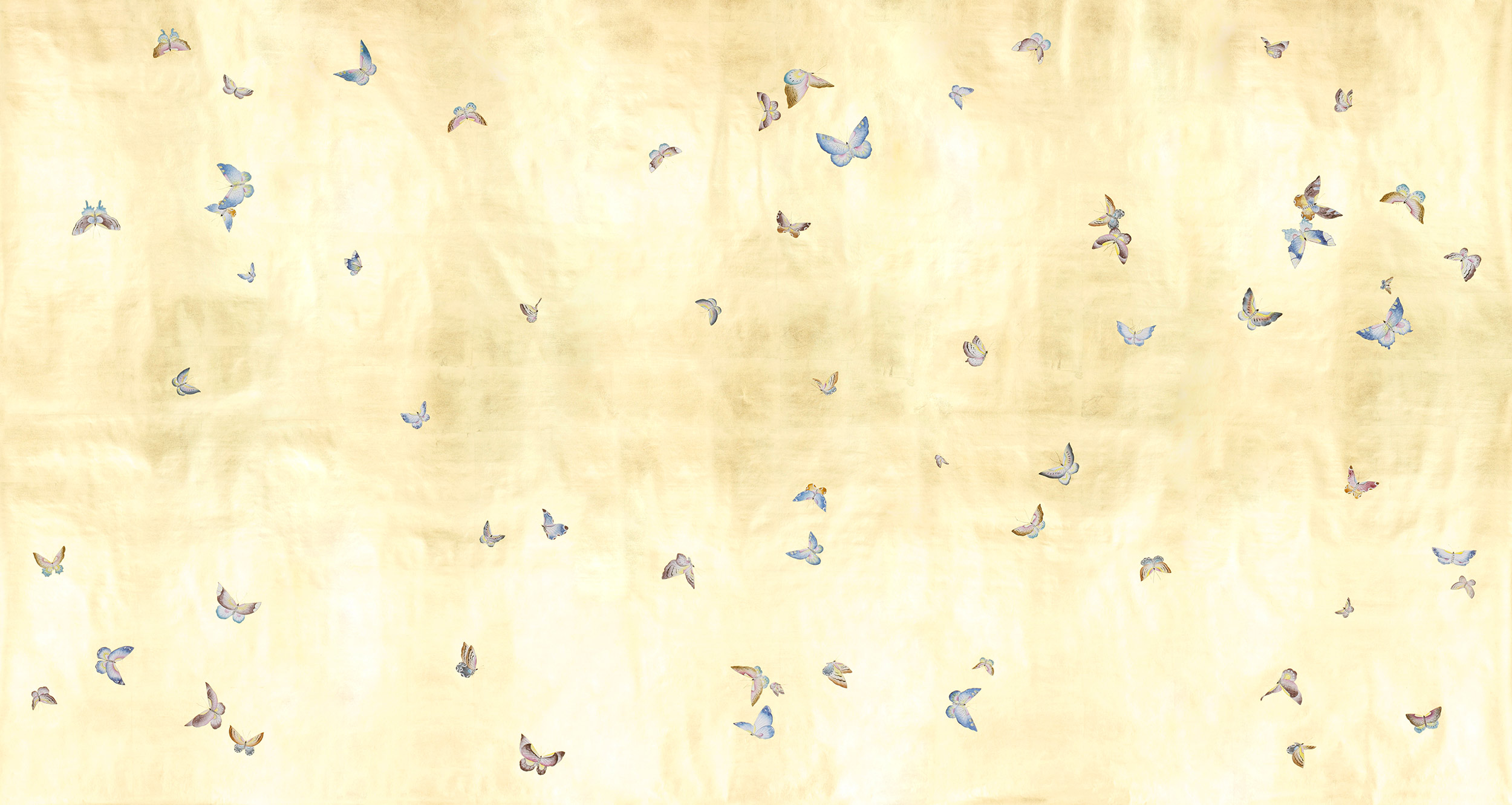 Обои ручная роспись Butterflies Special Colourway on Deep Rich Gold gilded paper Обои ручная роспись Butterflies Special Colourway on Deep Rich Gold gilded paper - постер Loft-Concept в Твери