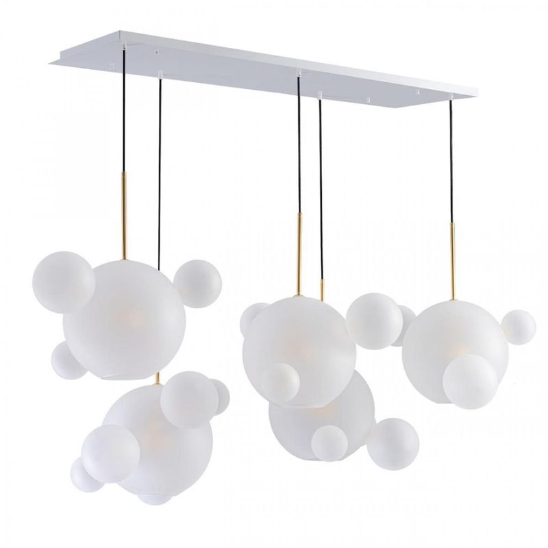 Линейный Светодиодный Светильник Giopato & Coombes Bubble Chandelier Linear Circle матовое белое стекло 5 плафонов Белый Золотой Линейный Светодиодный Светильник Giopato & Coombes Bubble Chandelier Linear Circle матовое белое стекло 5 плафонов Белый Золотой в Твери | Loft Concept