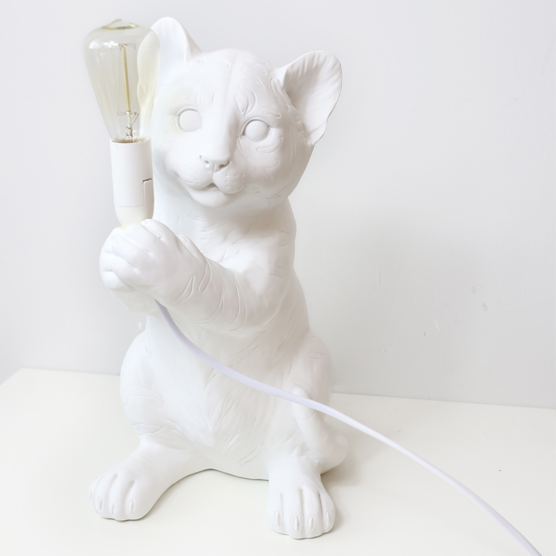 Настольная лампа Table Lamp Cat Белый Настольная лампа Table Lamp Cat Белый в Твери | Loft Concept