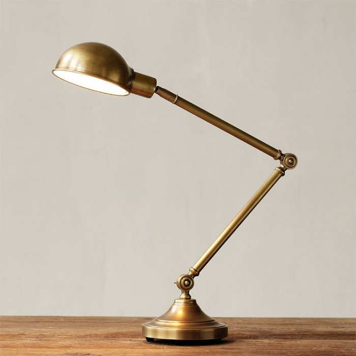 Настольная лампа Brass Vintage Loft Table Lamp Латунь Настольная лампа Brass Vintage Loft Table Lamp Латунь в Твери | Loft Concept