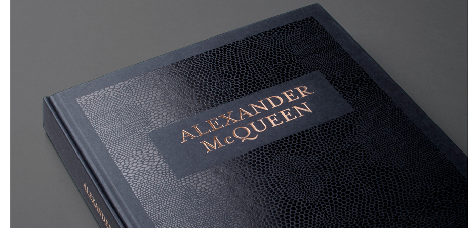 Книга ALEXANDER MCQUEEN book Книга ALEXANDER MCQUEEN book - Loft-Concept в Твери