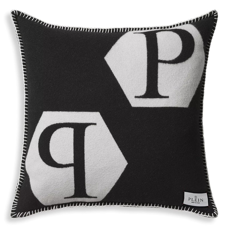 Подушка Philipp Plein Cushion Cashmere PP Logo 65 x 65 Black Черно-белый Подушка Philipp Plein Cushion Cashmere PP Logo 65 x 65 Black Черно-белый в Твери | Loft Concept