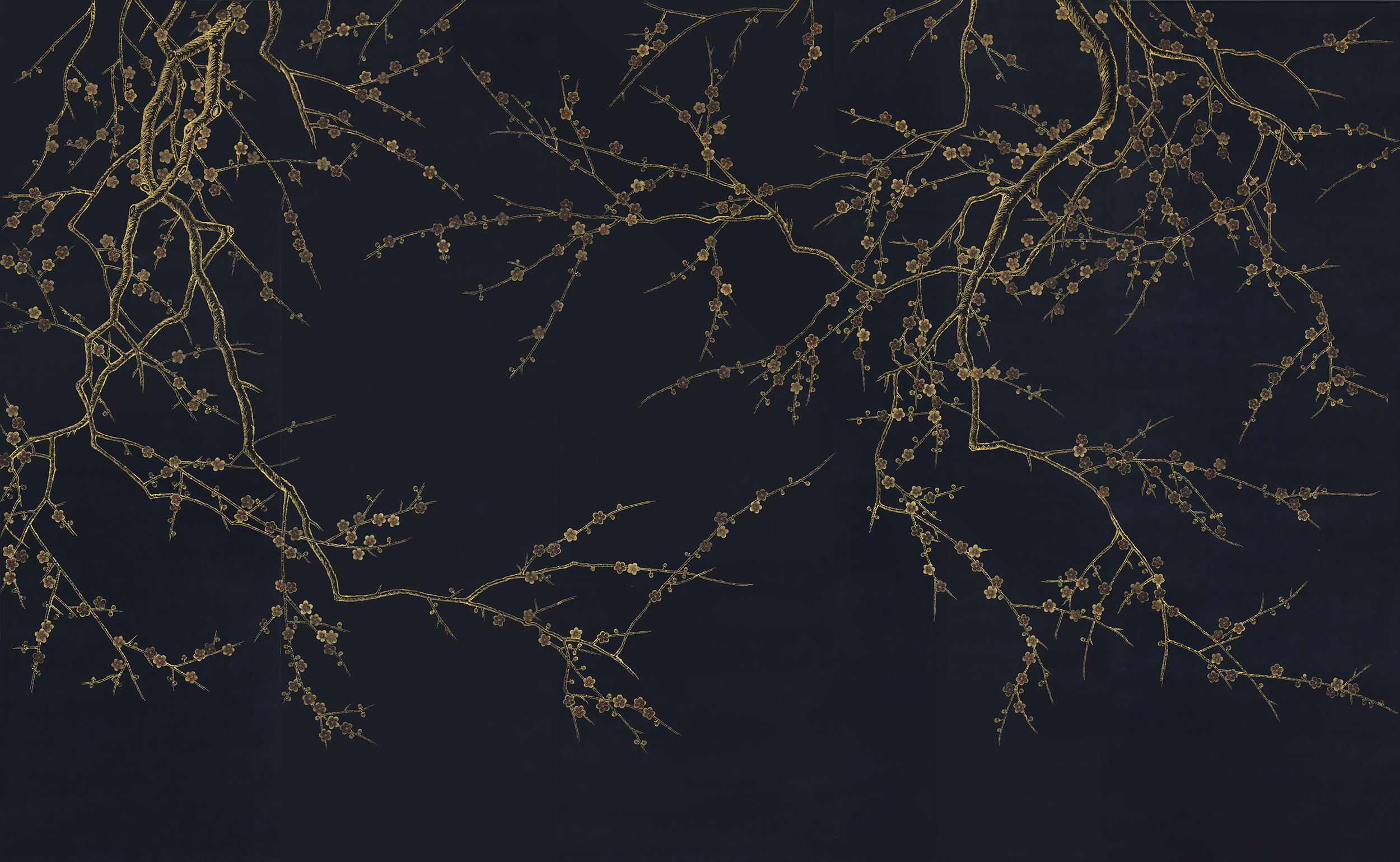 Обои ручная роспись Plum Blossom Colourway SC-226 on black painted silk Обои ручная роспись Plum Blossom Colourway SC-226 on black painted silk - постер Loft-Concept в Твери