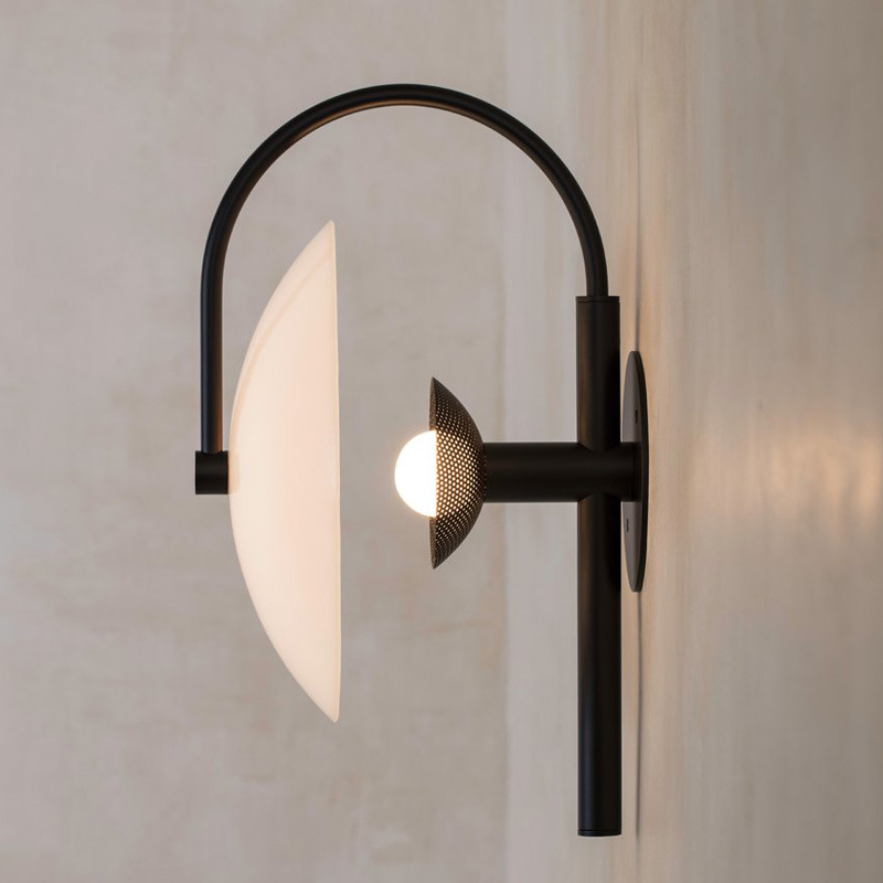 Бра Aperture Wall lamp Белый Черный Бра Aperture Wall lamp Белый Черный в Твери | Loft Concept