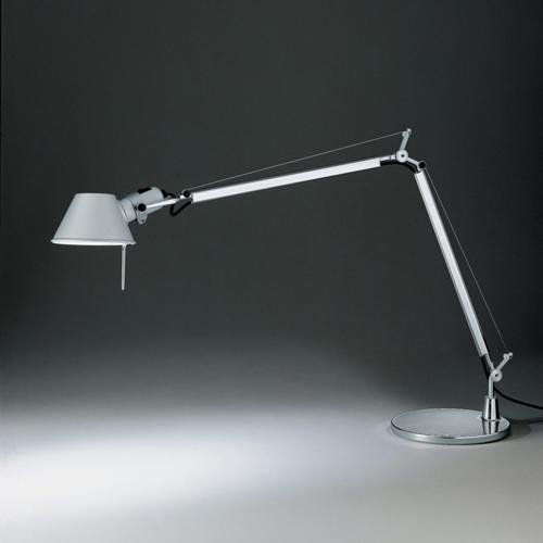 Настольная лампа Tolomeo Tavolo Nero Белый Хром Настольная лампа Tolomeo Tavolo Nero Белый Хром в Твери | Loft Concept