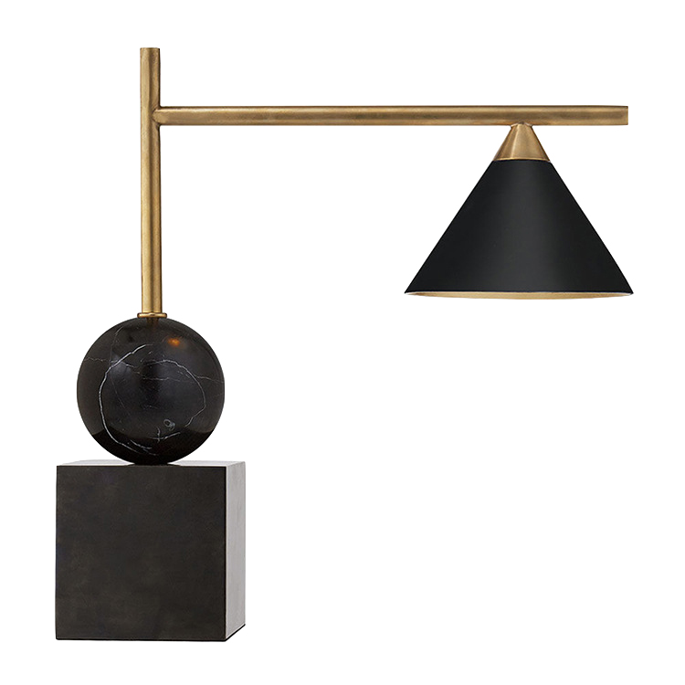 Настольная лампа CLEO DESK LAMP Black Черный Латунь Настольная лампа CLEO DESK LAMP Black Черный Латунь в Твери | Loft Concept