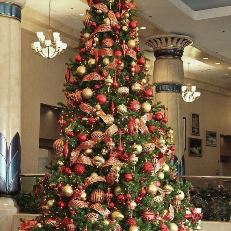 Дизайнерская Новогодняя Елка с Красным и Золотым декором Christmas Tree Golden Braid Красный Золотой Дизайнерская Новогодняя Елка с Красным и Золотым декором Christmas Tree Golden Braid Красный Золотой в Твери | Loft Concept