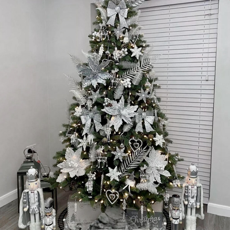Дизайнерская Елка с Серебряным Декором Christmas Tree Silver Flowers Серебряный Зеленый Дизайнерская Елка с Серебряным Декором Christmas Tree Silver Flowers Серебряный Зеленый в Твери | Loft Concept