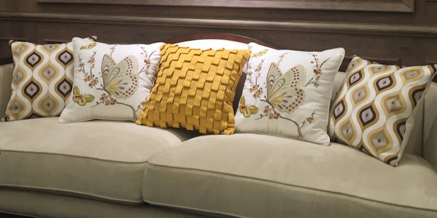 Декоративная подушка Вышивка butterfly - Loft-Concept в Твери