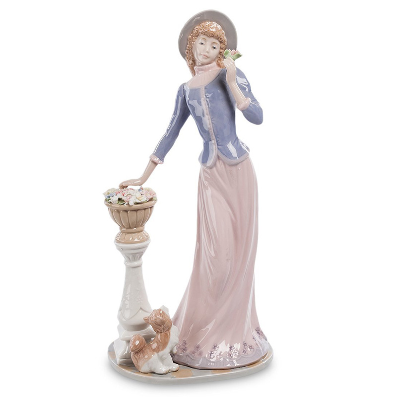 Статуэтка фарфоровая Леди Charming Statuette Белый Розовый Серо-голубой Бежевый Статуэтка фарфоровая Леди Charming Statuette Белый Розовый Серо-голубой Бежевый в Твери | Loft Concept