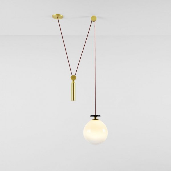 Подвесной светильник Shape up Pendant Globe White Латунь Белый Подвесной светильник Shape up Pendant Globe White Латунь Белый в Твери | Loft Concept