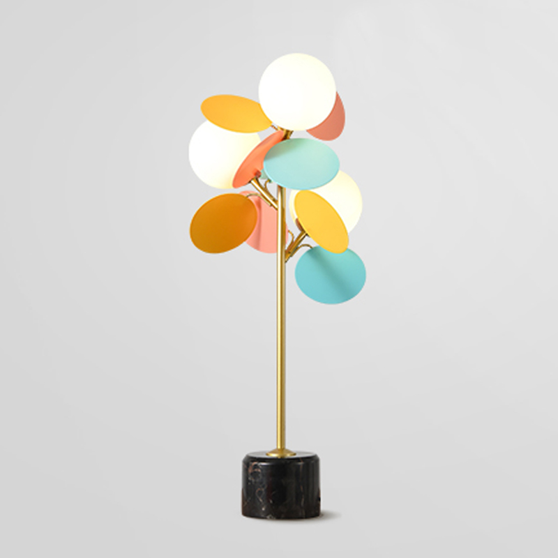 Настольная лампа MATISSE Table Lamp Multi Белое матовое стекло Золотой Черный Мульти Настольная лампа MATISSE Table Lamp Multi Белое матовое стекло Золотой Черный Мульти в Твери | Loft Concept