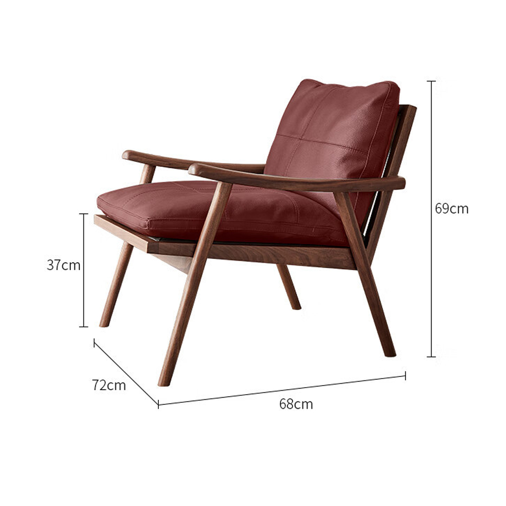 Кресло c каркасом из массива дерева и мягкой кожаной обивкой Walnut Armchair Кресло c каркасом из массива дерева и мягкой кожаной обивкой Walnut Armchair в Твери