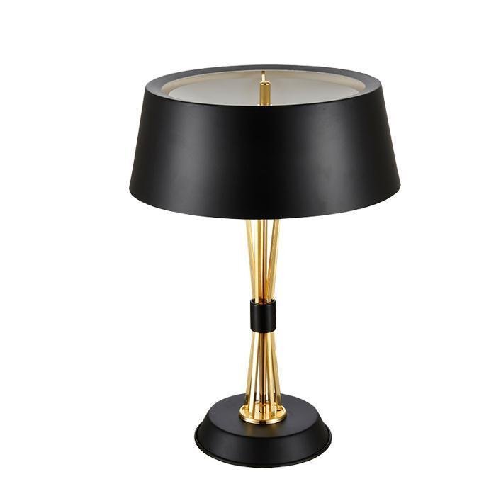Настольная лампа MILES TABLE LAMP Delightful Глянцевое золото Черный Белый Настольная лампа MILES TABLE LAMP Delightful Глянцевое золото Черный Белый в Твери | Loft Concept