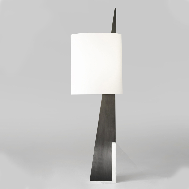 Торшер CUT TRIANGLE II Белый Серый (Gray) Торшер CUT TRIANGLE II Белый Серый (Gray) в Твери | Loft Concept