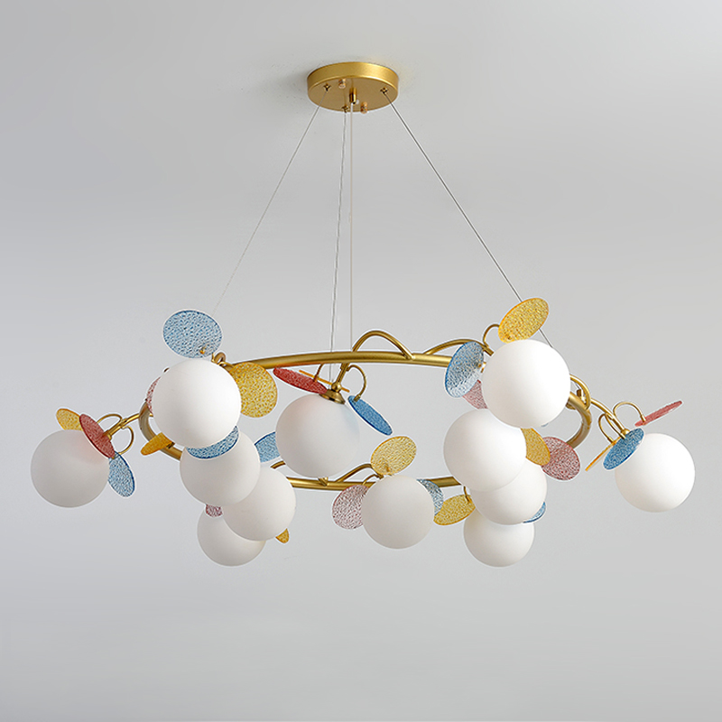 Люстра MATISSE Chandelier glass Золотой Белый Мульти Люстра MATISSE Chandelier glass Золотой Белый Мульти в Твери | Loft Concept