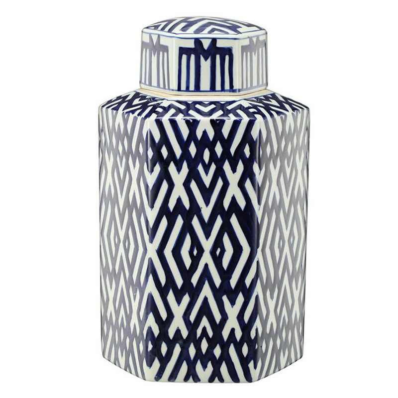 Ваза с крышкой и графическим узором в сине-белых цветах Blue & White Ornament Белый Синий Ваза с крышкой и графическим узором в сине-белых цветах Blue & White Ornament Белый Синий в Твери | Loft Concept