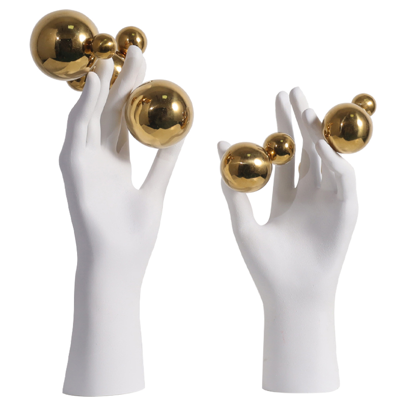 Декоративная статуэтка Hand with Spheres Statuette Белый Глянцевое золото Декоративная статуэтка Hand with Spheres Statuette Белый Глянцевое золото в Твери | Loft Concept