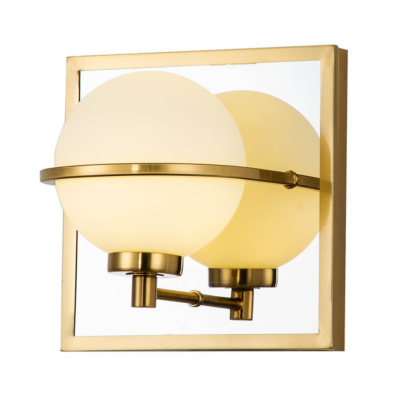 Бра Ball Reflection Wall Lamp Латунь Белый Бра Ball Reflection Wall Lamp Латунь Белый в Твери | Loft Concept