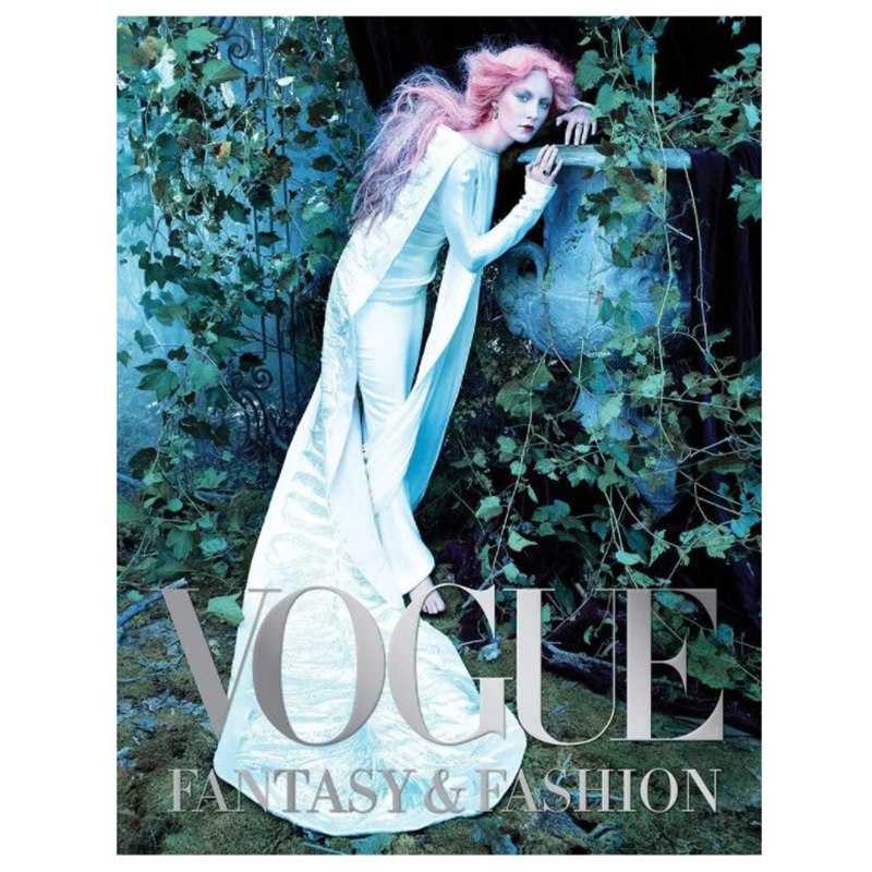 Книга Vogue Fantasy & Fashion photography book Книга Vogue Fantasy & Fashion photography book в Твери | Loft Concept