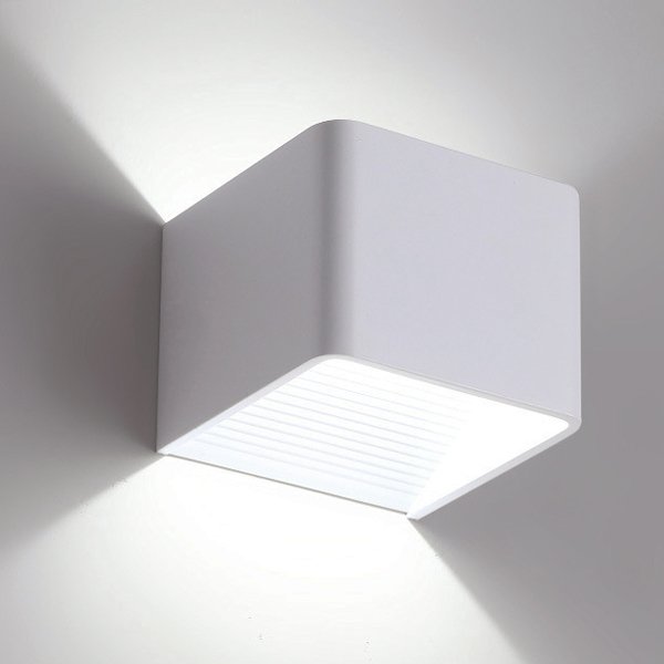 Спот White Cube Spot Short Серебряный Спот White Cube Spot Short Серебряный в Твери | Loft Concept