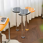 Дизайнерский журнальный стол с фигурной столешницей на 3-х прозрачных ножках Rahakif варинант исполнения - 1 | Loft Concept в Твери