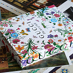 Подарочная коллекционная книга для дизайнеров Gucci. The Art of Silk Assouline варинант исполнения - 8 | Loft Concept в Твери