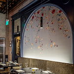 Обои ручная роспись Falling Flowers Standard colourway on Pale Grey dyed silk варинант исполнения - 3 | Loft Concept в Твери