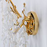 Бра золотого цвета с ветвями и белыми овальными стеклянными подвесками Droplet Chandelier варинант исполнения - 6 | Loft Concept в Твери