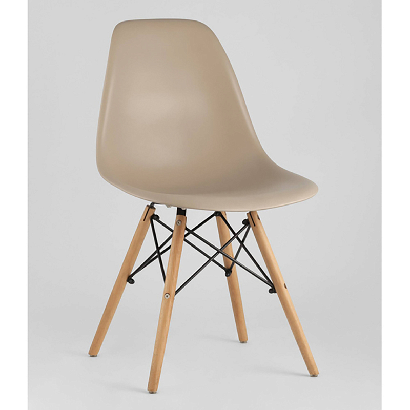 Пластиковый стул на ножках из массива бука Eames Beige Бежевый Древесина в Твери | Loft Concept 