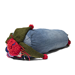 Подушка из джинсовой одежды и вязания Heart&Brain варинант исполнения - 2 | Loft Concept в Твери