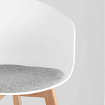 Стул из пластика с мягким сиденьем Eames варинант исполнения - 6 | Loft Concept в Твери