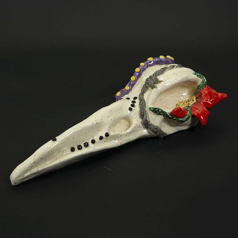 Скульптура CROWN SKULL Бежевый Красный Фиолетовый Скульптура CROWN SKULL Бежевый Красный Фиолетовый в Твери | Loft Concept