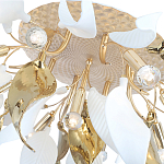 Люстра потолочная с декоративными белыми и золотистыми листьями Wintery flovers варинант исполнения - 4 | Loft Concept в Твери