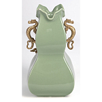 Ваза зеленого цвета из фарфора с бронзовыми ручками в виде драконов и рельефным цветочным декором Eden Garden porcelain and bronze варинант исполнения - 5 | Loft Concept в Твери