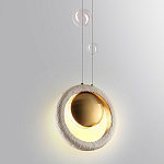 Подвесной светильник с бежевым текстурным кольцом и латунным шаром в центре Tactile  варинант исполнения - 7 | Loft Concept в Твери