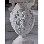 Приставной столик с резным античным узором Antique Engraving варинант исполнения - 3 | Loft Concept в Твери