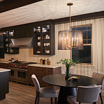 Люстра цвета латунь с 6-ю лампами свечами внутри цилиндрического абажура из черных металлических реек Kichler варинант исполнения - 7 | Loft Concept в Твери