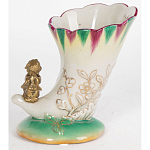 Ваза из фарфора с бронзовой фигуркой ангела Eden Garden porcelain and bronze варинант исполнения - 2 | Loft Concept в Твери