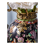 Ваза из фарфора черная с цветочной росписью и бронзовыми элементами Spring Garden варинант исполнения - 5 | Loft Concept в Твери