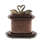 Часы настольные из натурального камня с декором в виде двух лебедей Swans Stone Clock варинант исполнения - 7 | Loft Concept в Твери