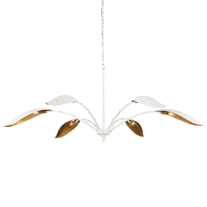 Люстра белая с плафонами в виде лепестков Delicate Flower