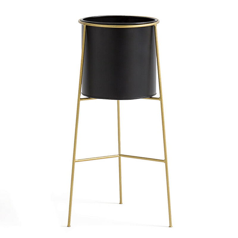 Кашпо из металла и латуни Elegance Elevated Planters черное Черный Латунь Кашпо из металла и латуни Elegance Elevated Planters черное Черный Латунь в Твери | Loft Concept