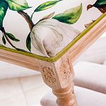 Банкетка из натурального бука золотистая с изображением птиц и цветов Blooming Bird варинант исполнения - 3 | Loft Concept в Твери