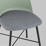 Стул из прочного пластика на металлическом основании Anora Green  варинант исполнения - 7 | Loft Concept в Твери