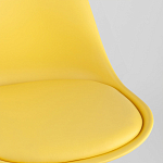 Стул с основой из пластика и мягким сиденьем Arvika Yellow варинант исполнения - 8 | Loft Concept в Твери