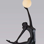 Торшер черная статуэтка Девушка Girl Carries Light Balls варинант исполнения - 2 | Loft Concept в Твери